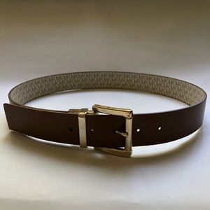 MICHAEL Michael Kors Reversible Signature Belt